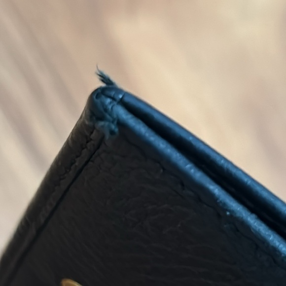 Authentic Gucci Leather Card Holder Snap Wallet - Picture 16 of 16